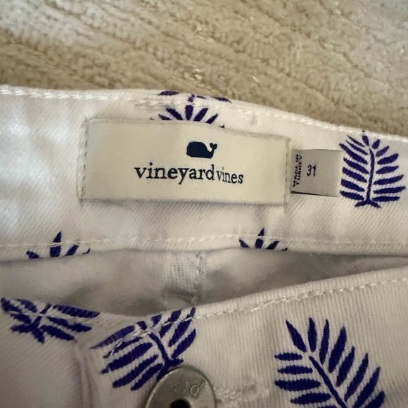 Vineyard Vines Jeans - Picture 6 of 8